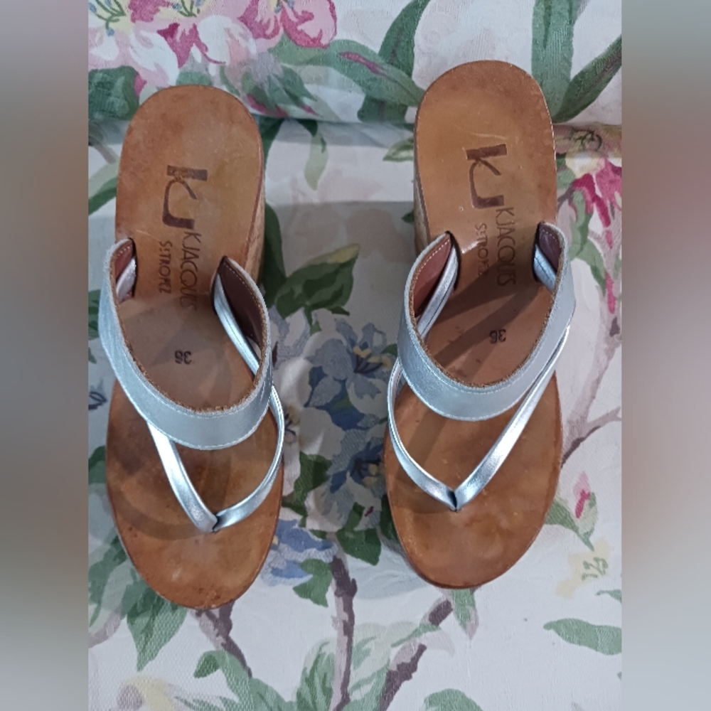 K.JACQUES StTROPEZ  size 36. Color silver